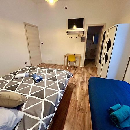 Residence Zar 4 Trieste Bagian luar foto