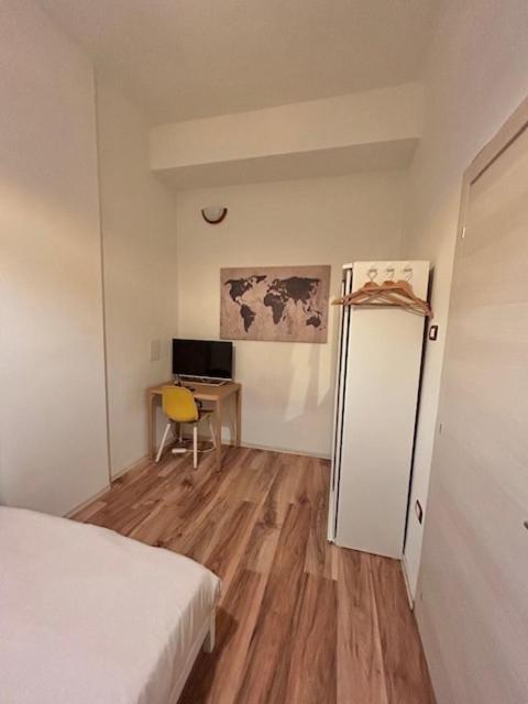 Residence Zar 4 Trieste Bagian luar foto