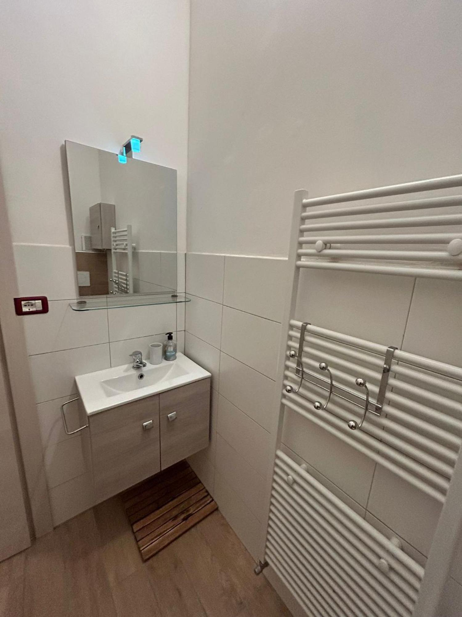 Residence Zar 4 Trieste Bagian luar foto